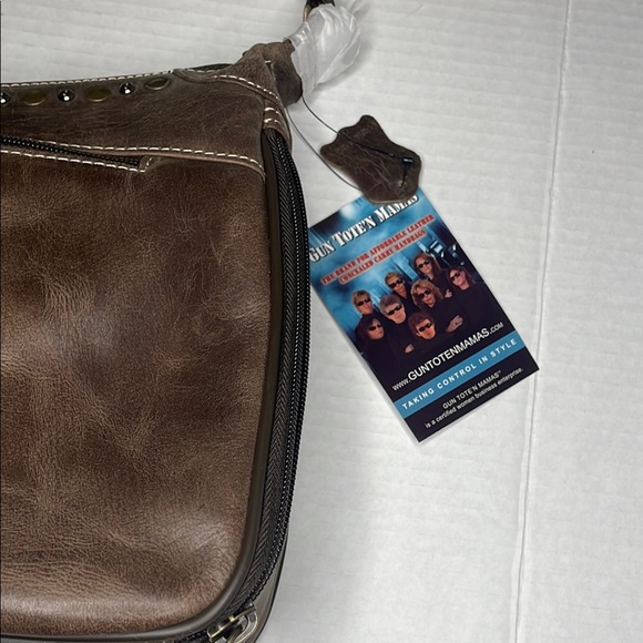 Vintage Brown Leather Shoulder Bag with Stud Accents - Picture 4 of 12